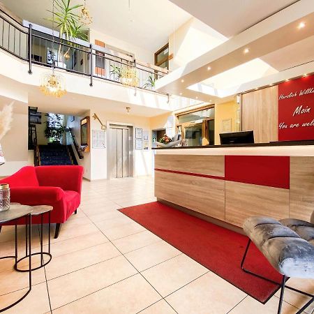 שטאדה Hotel-Restaurant Vier Linden מראה חיצוני תמונה