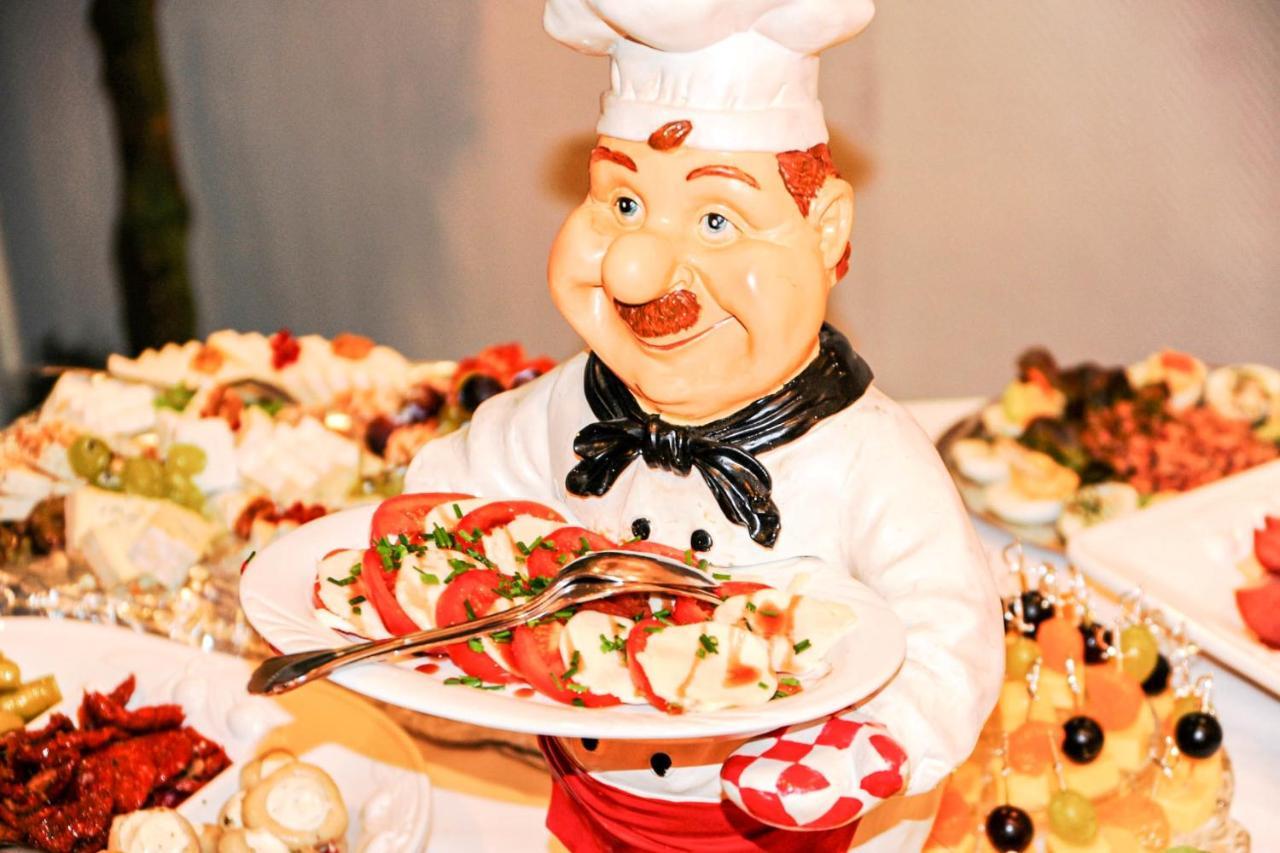 שטאדה Hotel-Restaurant Vier Linden מראה חיצוני תמונה